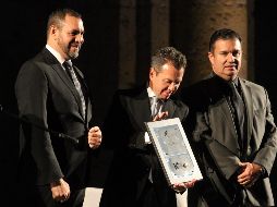 En el Instituto Cultural Cabañas. Con la presencia de Pablo Lemus, alcalde de Guadalajara; Alvaro Azpeitia Covarrubias, presidente de Cámara de Joyería Jalisco y Roberto Arechederra, de la Sedeco de Jalisco. EL INFROMADOR/ ALONSO CAMACHO