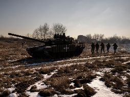 El gobierno estadounidense presentará este viernes un nuevo paquete de ayuda humanitaria a Ucrania, el día en el que se conmemora el primer aniversario de la invasión rusa. AP / V. Ghirda