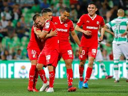 Toluca no tuvo piedad ante un débil equipo de Santos Laguna. IMAGO7/Saul Perales