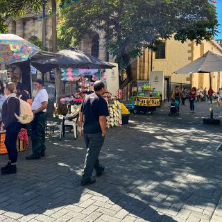 Actividad económica de México crece un 2.6 % interanual en diciembre