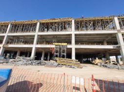 Actualmente, cientos de trabajadores de la construcción laboran en la edificación de la tienda. EL INFORMADOR / J. Velazco