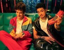 Simultáneamente, se estrenará el vídeo oficial de “Perdón”, un clip donde la fiesta y el buena vibra de Mario Bautista, León Leiden y un par de amigos reales de MB guían la trama del film de un momento que usualmente vive un joven cuando le tiene el corazón en mil pedazos. CORTESÍA / Warner
