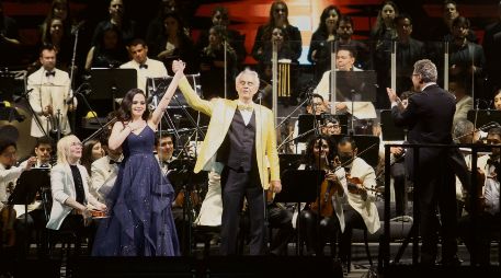 Inolvidable presentación de Andrea Bocelli en Guadalajara, aquí acompañado de la soprano María Aleida. EL INFORMADOR/ A. Camacho