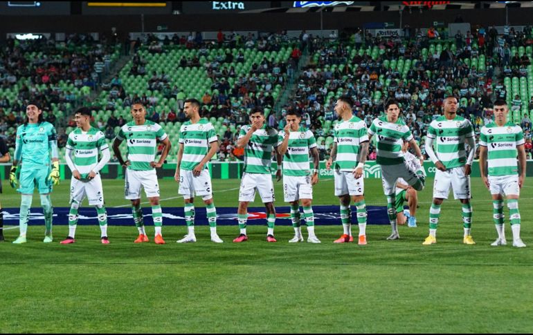 Santos todavía están en la zona de repechaje, pero buscarán limpiar su imagen tras el desastre ante los Diablos Rojos. IMAGO7