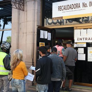 ¿Cómo pagar el Refrendo Vehicular en Jalisco y qué descuentos tengo?