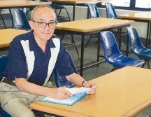 Fernando Espinosa, de 68 años, dice que siempre es importante adquirir nuevos conocimientos, sin que la edad sea un impedimento. EL INFORMADOR/ A. Navarro