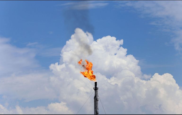 Pemex afirma que su deuda financiera neta total decreció 7% comparada con el cierre de 2021. SUN / ARCHIVO