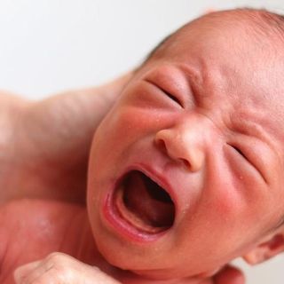 El multimillonario plan de Japón para que las parejas tengan más hijos