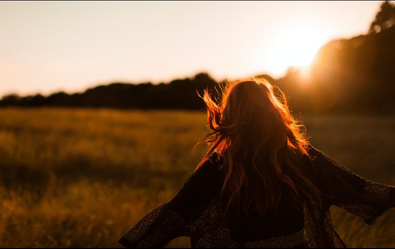 Los hombres presentaron un nivel de satisfacción superior al de las mujeres: 8.5 frente a 8.3, respectivamente. ESPECIAL/Foto de Sasha Freemind en Unsplash