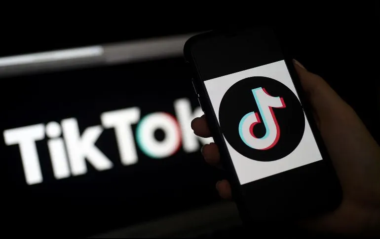 La Casa Blanca ha tomado la decisión de eliminar la red social TikTok de todos los dispositivos electrónicos gubernamentales. EL INFORMADOR/ Archivo