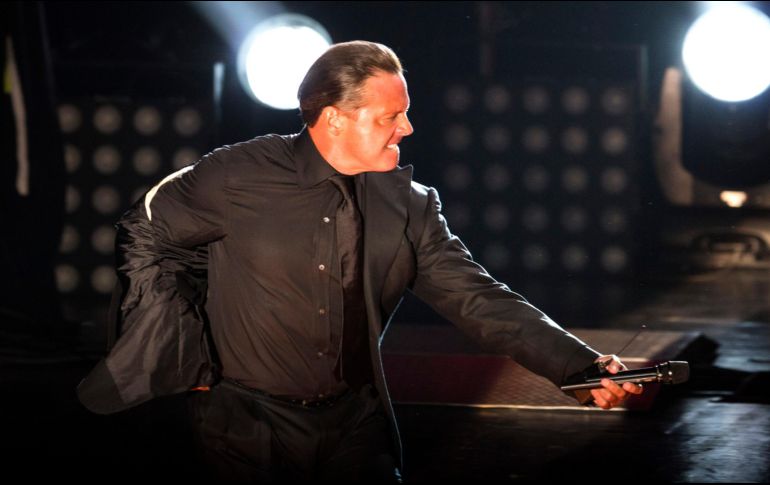 Una amiga de Luis Miguel dice que el ''sol'' es muy coqueto. NOTIMEX / ARCHIVO