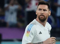 Lionel Messi, capitán de la selección campeona en el Mundial de Qatar 2022, no ha realizado aún declaraciones sobre el hecho. AFP / ARCHIVO