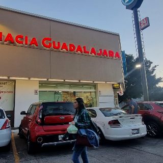 Crecen y se diversifican las farmacias tras la pandemia