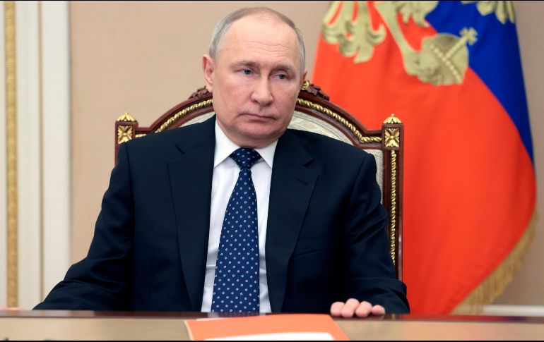 El presidente Vladímir Putin sostuvo una reunión telemática con su equipo de gobierno. AP/M. Metzel