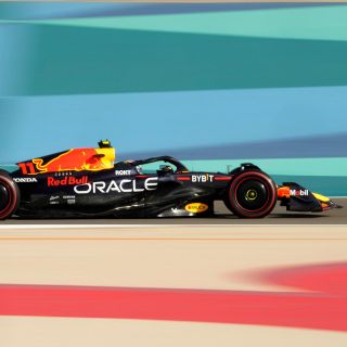 ¡El mejor! Checo Pérez lidera el primer ensayo libre del GP de Bahrein