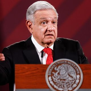 López Obrador acusa a opositores de inflar caso de ministra Yasmín Esquivel