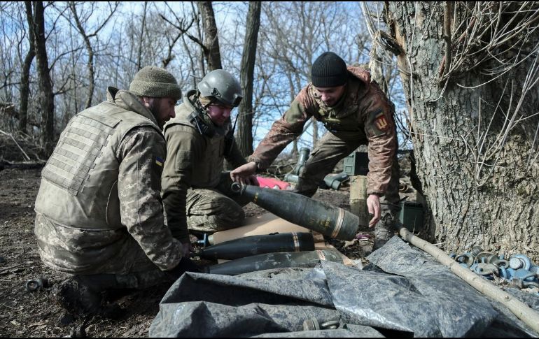 Estados Unidos apoyará con armas y municiones a Ucrania. AP