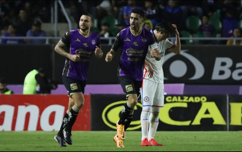 El cuadro del Mazatlán tuvo que esperar hasta su décimo partido del campeonato para celebrar por primera vez la obtención de una victoria. IMAGO7/E. Reséndiz