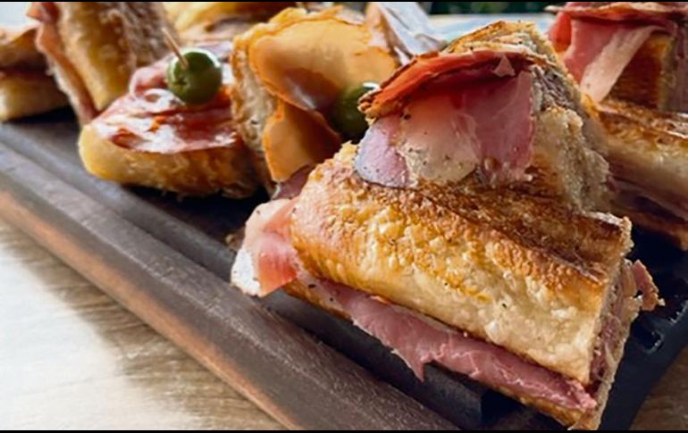 Ven y disfruta del sabor que ofrece La Mantequería, lugar perfecto para tener una buena charla y disfrutar del momento. ESPECIAL