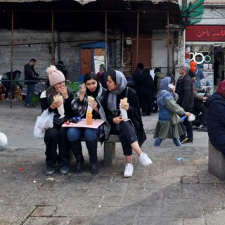 Irán registra nuevos casos de intoxicación en alumnas