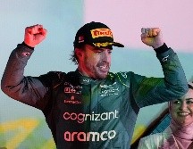 Llegar en el tercer lugar del Gran Premio de Bahréin significó el podio número 99 de Fernando Alonso. AP/F. Augstein
