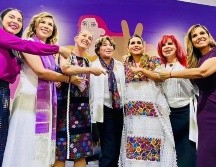 En este encuentro estuvieron presentes las gobernadoras y otras funcionarias del Gobierno federal. ESPECIAL