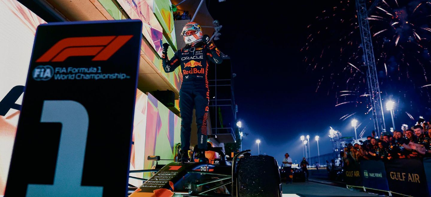 Max Verstappen fue dominante en el Circuito de Sakhir, donde ya inscribió su nombre en la lista de ganadores. ESPECIAL/ Red Bull Content Pool