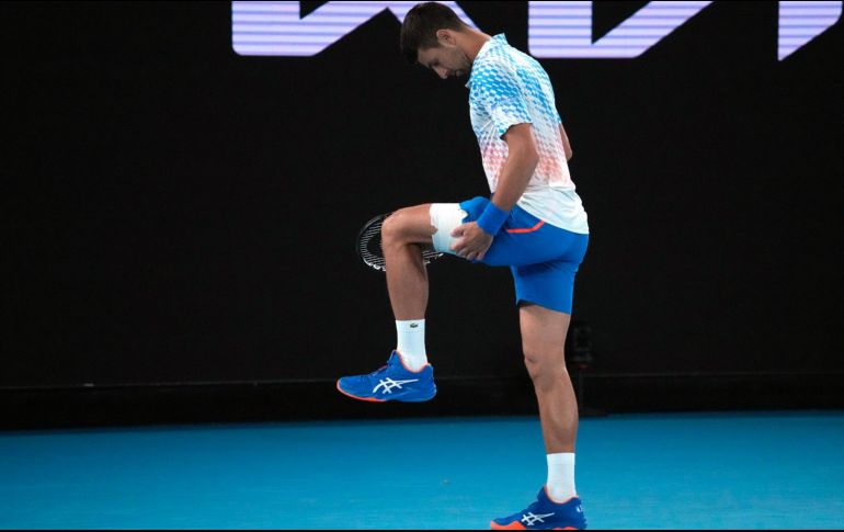 El senador republicano de Florida, Rick Scott, publicó en Twitter, que la seguridad nacional había rechazado la solicitud de exención de vacunas presentada por Djokovic, que le hubiera permitido jugar. AP / ARCHIVO