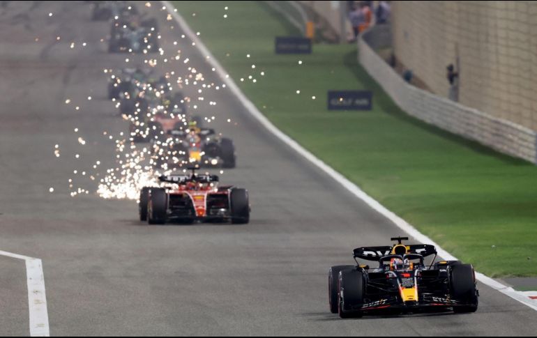 En la clasificación de constructores, Red Bull se colocó a la cabeza tras el 1-2 de Verstappen y Checo Pérez. AFP / G. Cacace