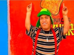 A pesar de la confusión, el influencer aprovechó para realizar uno de sus característicos bailes de cumbia y deleitar a sus fans con el paso de Chespirito. FACEBOOK / Medio metro oficial