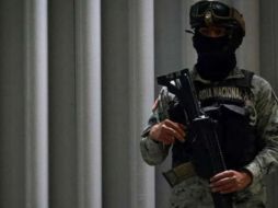 Un guardia se recargó en el arma y ésta se disparó durante el entrenamiento. AP