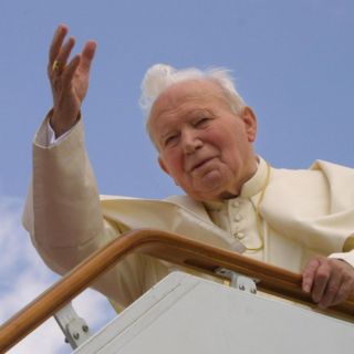 Documental polaco revela que Juan Pablo II protegió a curas pedófilos