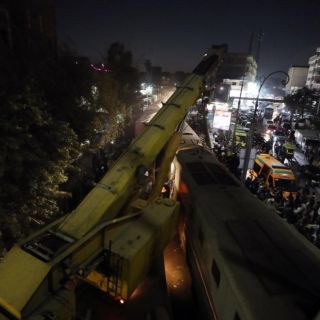 Tren se descarrila en el norte de Egipto; hay 2 muertos