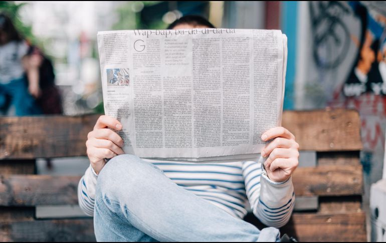 La iniciativa, que se desarrollará durante 30 días, reta a los usuarios a detectar las informaciones no redactadas por periodistas. ESPECIAL/Foto de Roman Kraft en Unsplash