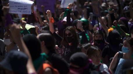 Cada 8 de marzo, miles de mujeres salen a las calles para protestar contra la violencia de género. EL INFORMADOR / ARCHIVO