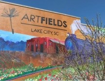Un mural adorna una fachada el martes 7 de marzo de 2023 en Lake City, Carolina del Sur. AP