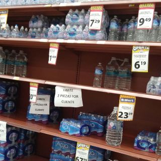 Agua embotellada tiene su mayor alza en 20 años