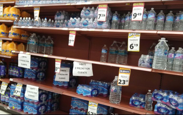 Nuevo León demanda a Profeco vigilancia al precio del agua embotellada. SUN/ARCHIVO