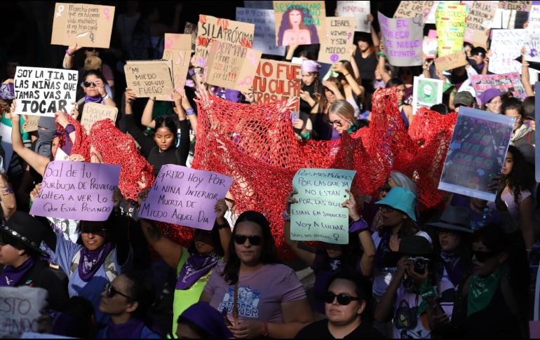 Ayer se realizaron tres manifestaciones en Guadalajara en el Día Internacional de la Mujer. EL INFORMADOR/ CARLOS ZEPEDA
