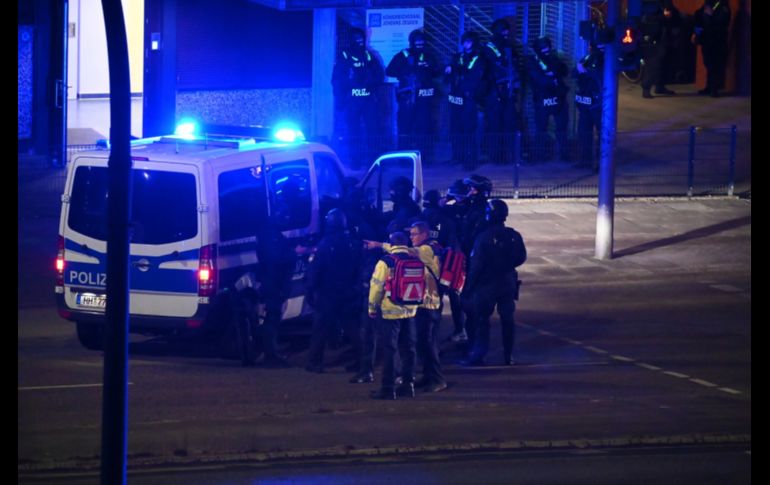 La policía busca al o los autores del tiroteo en la iglesia de los Testigos de Jehová. EFE