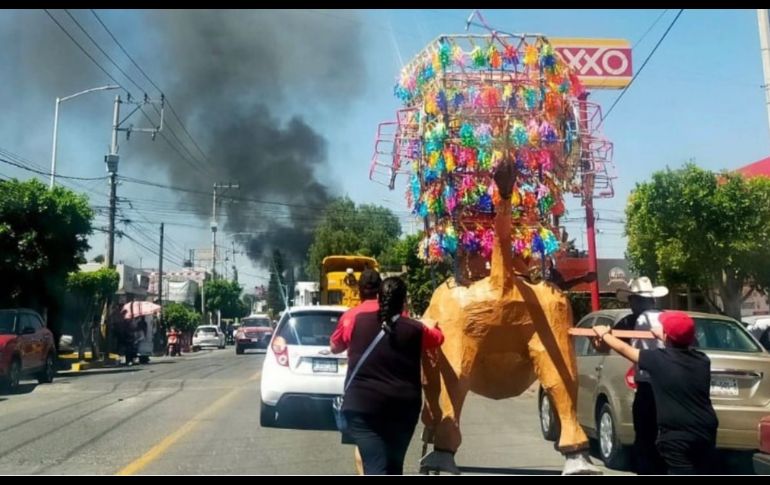 La pamplonada pirotécnica tiene una duración de 10 días, a la cual asisten miles de visitantes, nacionales y extranjeros. SUN