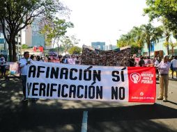 Decenas de manifestantes partieron de la Glorieta de La Minerva con rumbo a la Plaza Liberación. EL INFORMADOR/A. Navarro