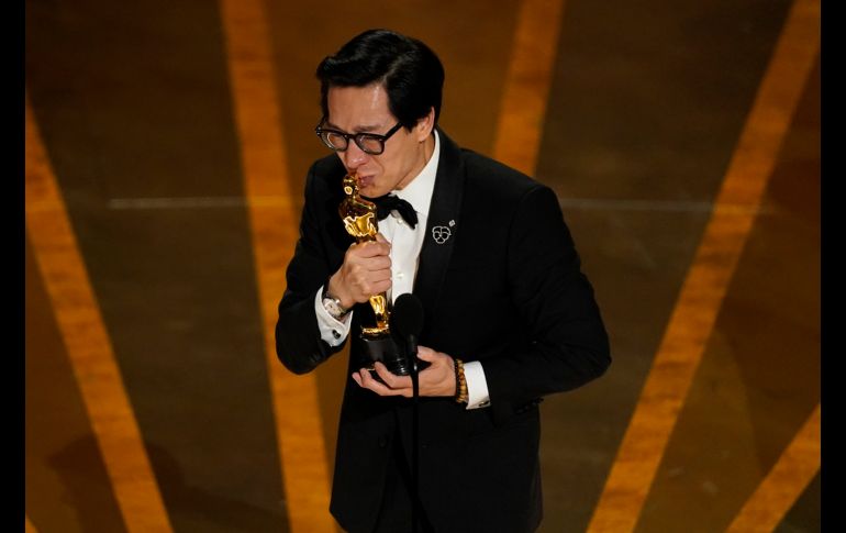 Ke Huy Quan ganÓ el premio a Mejor Actor de reparto. ap
