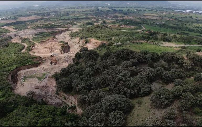 Los hombres presuntamente llevaban a cabo excavaciones y extracciones ilícitas de material geológico en el ANP de La Primavera. ESPECIAL