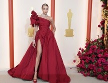 Cara Delevingne en Elie Saab. AP/ Jordan Strauss