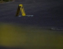 Agentes respondieron a un aviso sobre disparos en el bloque 3500 de Villaverde Avenue. AP/ARCHIVO