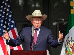 Ken Salazar afirma que a México y Estados Unidos los unen más cosas que sus diferencias. SUN/ ARCHIVO