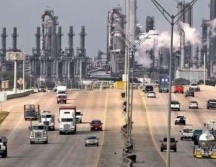 Pemex opera una refinería en Deer Park, Texas. ESPECIAL