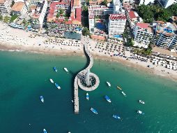 Se prevé que las playas de Puerto Vallarta estén totalmente saturadas para Semana Santa 2023. ESPECIAL