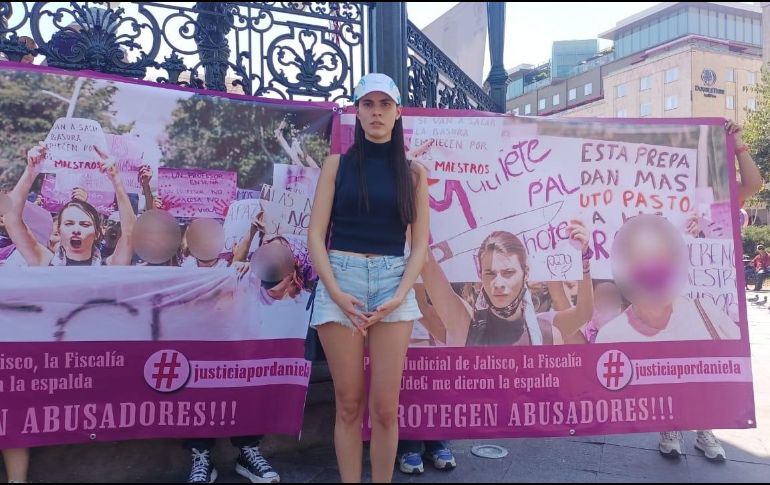 Ya son 10 años de impunidad tras el abuso sexual que sufrió Daniela Baez a manos de un profesor de la UdeG cuando estudiaba la preparatoria. ESPECIAL